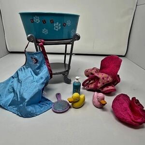 American Girl Blue Tub with Pink and Yellow Bath Accessories